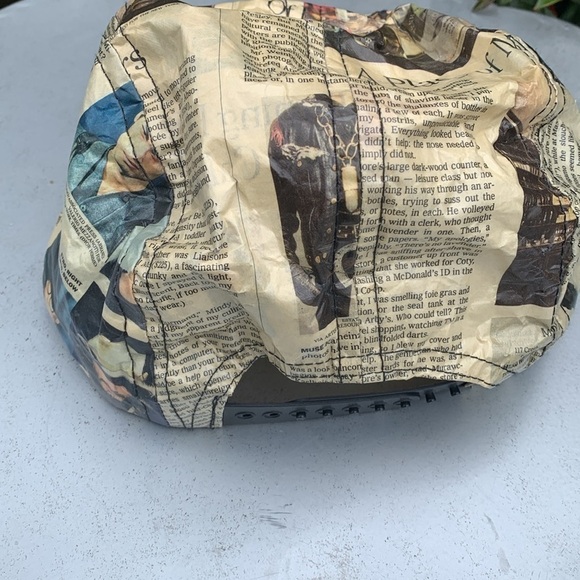 The News Los Angeles Newspaper Snap Back Cap - Picture 4 of 5